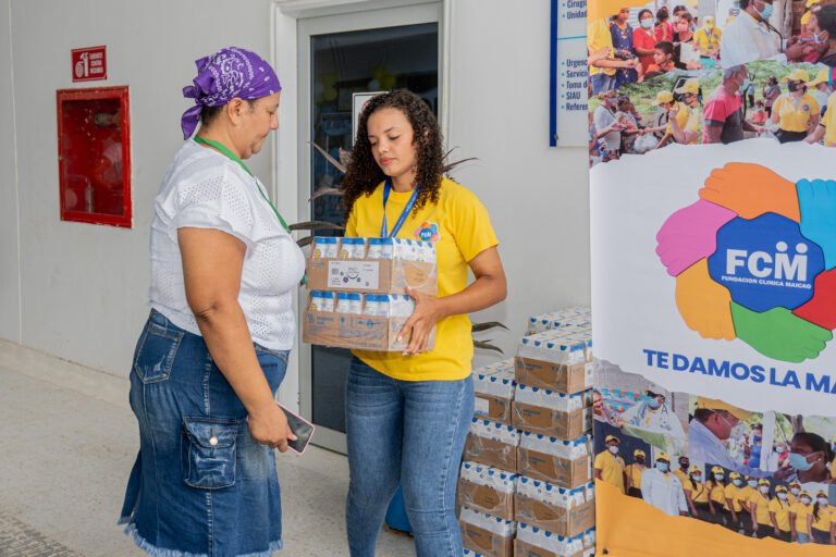 Entrega a líderes comunitarios